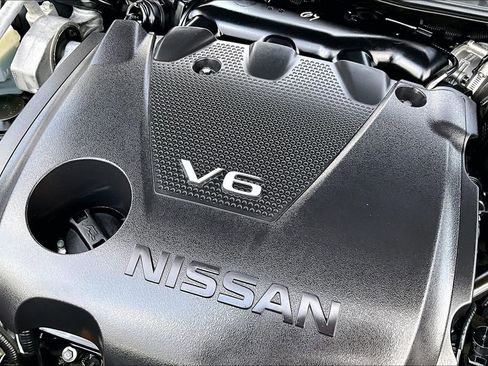 Used 2023 Nissan Maxima SR w/ Sport Mat Group FWD image 43