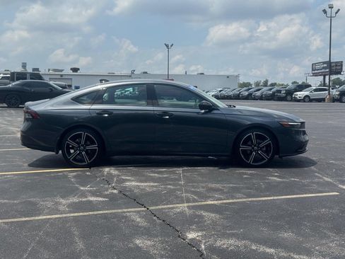 Certified 2026 Honda Accord SE image 3