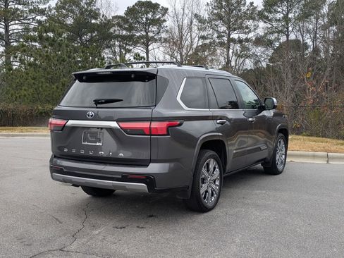 Used 2024 Toyota Sequoia Capstone image 5