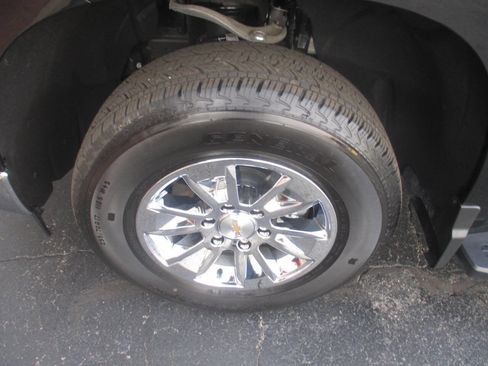 Used 2024 Chevrolet Silverado 1500 LT w/ Protection Package image 26