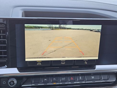 New 2026 Chevrolet Silverado 1500 LT w/ Texas Edition Plus RWD image 13