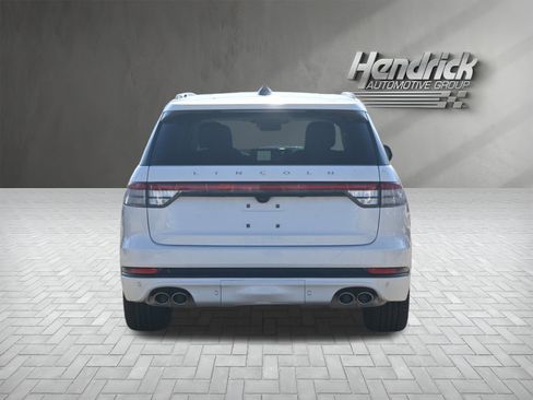 Used 2025 Lincoln Aviator Reserve w/ Jet Appearance Package image 7