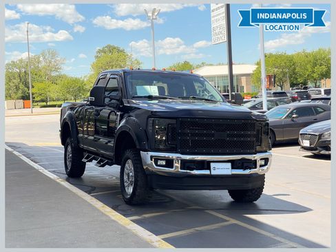 Used 2019 Ford F250 XLT w/ XLT Value Package AWD/4WD image 1