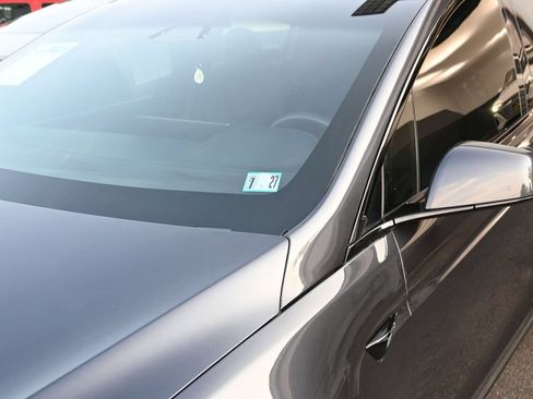 Used 2024 Tesla Model X AWD/4WD image 12
