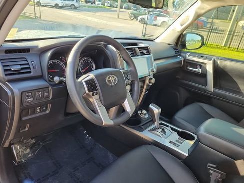 Used 2023 Toyota 4Runner TRD Sport AWD/4WD image 16