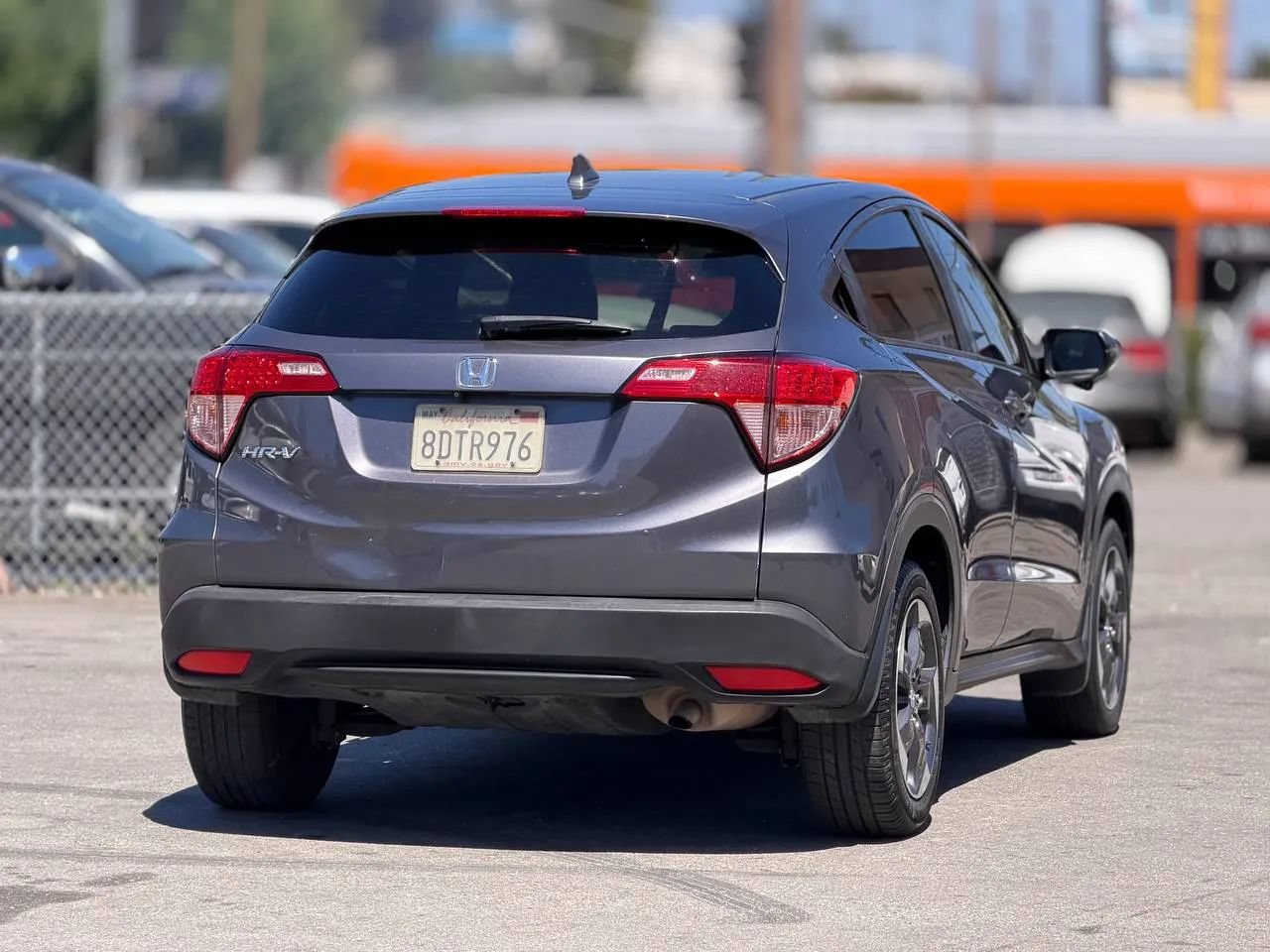 Used 2018 Honda HR-V EX image 14