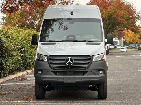 New 2026 Mercedes-Benz Sprinter 2500 image 8