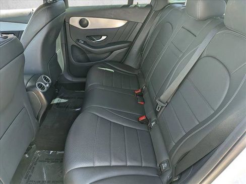 Used 2021 Mercedes-Benz GLC 300 image 27