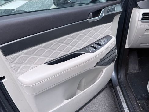 Used 2020 Hyundai Palisade Limited image 8