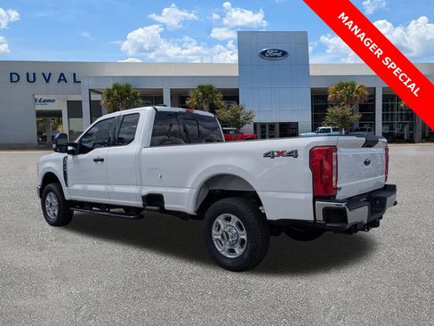 New 2025 Ford F350 XLT image 23