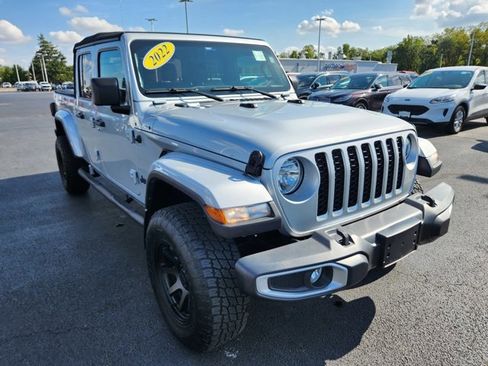 Used 2022 Jeep Gladiator Sport image 1