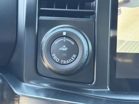 New 2025 Ford F350 Lariat w/ Lariat Ultimate Package image 6