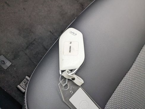 Used 2025 Kia EV6 Light w/ Light LR Technology Package RWD image 36