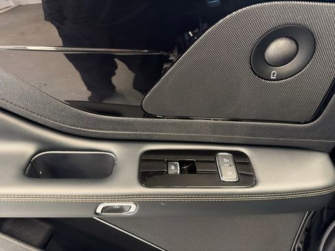 Used 2025 Lincoln Aviator 2WD w/ Jet Appearance Package image 25