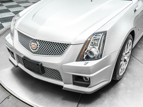 Used 2011 Cadillac CTS V w/ Wood Trim Package RWD image 34