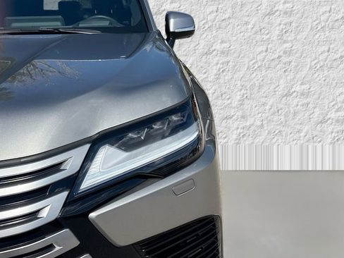 Used 2024 Lexus LX 600 4WD w/ Interior Upgrade Package image 9