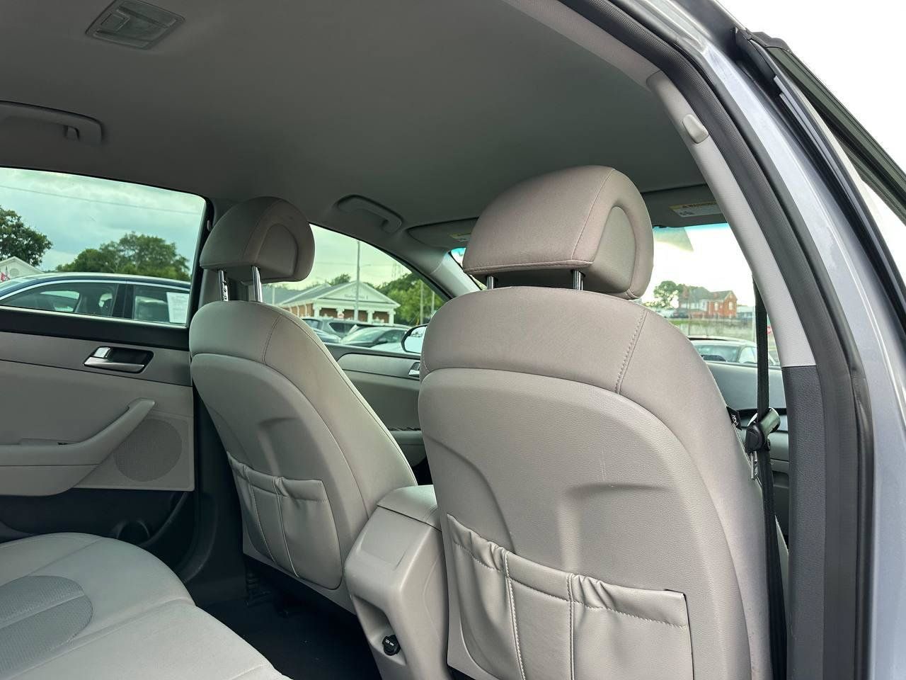 Used 2015 Hyundai Sonata SE FWD image 33