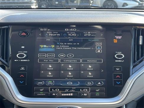 Used 2023 Subaru Outback Premium image 14