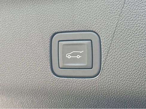 New 2026 Cadillac Escalade Platinum Sport AWD/4WD image 9