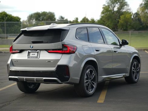 New 2026 BMW X1 xDrive28i w/ Technology Package AWD/4WD image 4