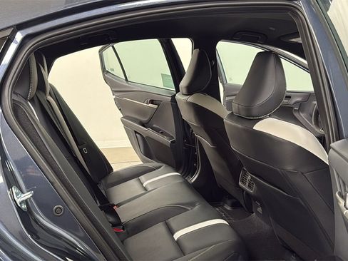 New 2026 Toyota Camry SE image 17