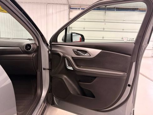 Used 2023 Chevrolet Blazer LT AWD/4WD image 10