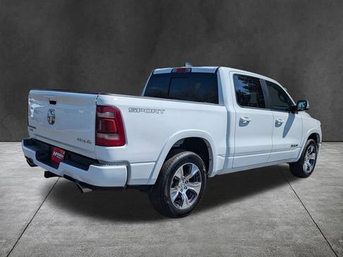 Used 2022 RAM 1500 Laramie AWD/4WD image 3