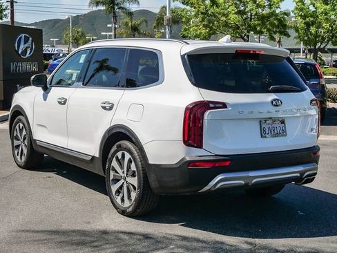 Used 2020 Kia Telluride S w/ S 8 Passenger Seating Package FWD image 7
