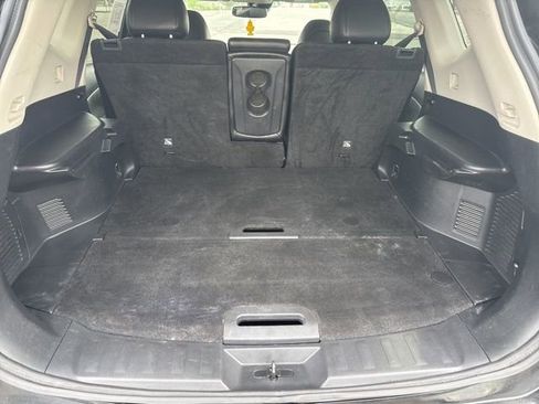 Used 2019 Nissan Rogue SL image 10