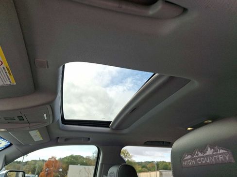 Used 2018 Chevrolet Silverado 3500 High Country w/ Duramax Plus Package image 15