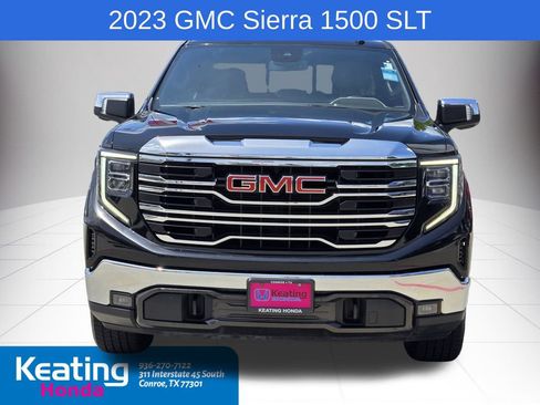 Used 2023 GMC Sierra 1500 SLT w/ SLT Premium Package AWD/4WD image 2