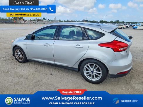 Used 2016 Ford Focus SE FWD image 3