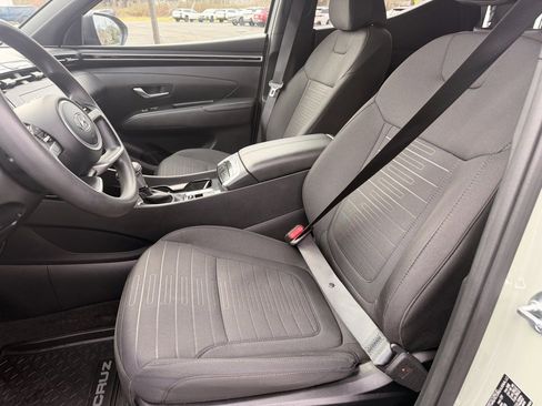 Used 2023 Hyundai Santa Cruz SEL image 13