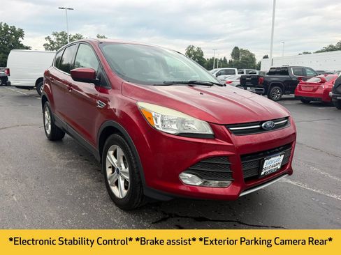 Used 2018 Ford Escape SE w/ SE Sync 3 Package AWD/4WD image 5