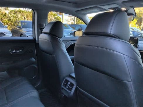 Used 2025 Acura ADX AWD image 19