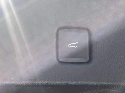 Used 2024 Ford Escape Platinum AWD/4WD image 20