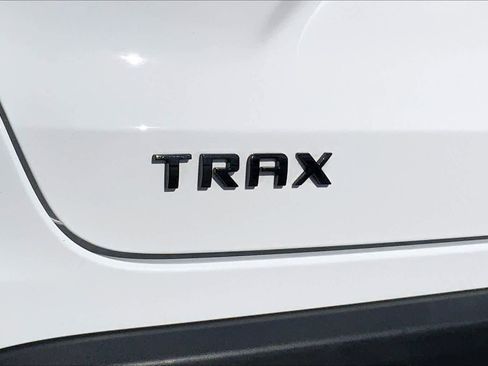 Used 2025 Chevrolet Trax RS w/ Sunroof Package image 31