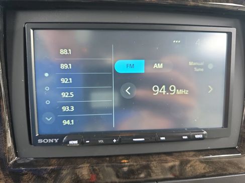 Used 2022 GMC Savana 2500 w/ Enhanced Convenience Package RWD image 21