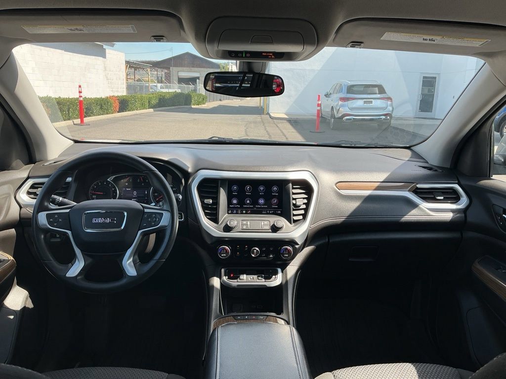 Used 2021 GMC Acadia SLE FWD image 30