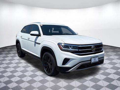 Certified 2023 Volkswagen Atlas Cross Sport SE w/ Black Wheel Package AWD/4WD image 7