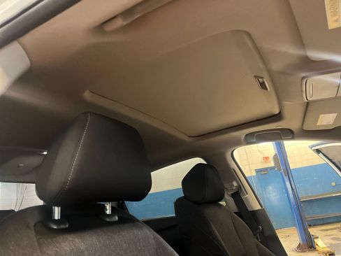 Used 2023 Honda Accord EX image 17