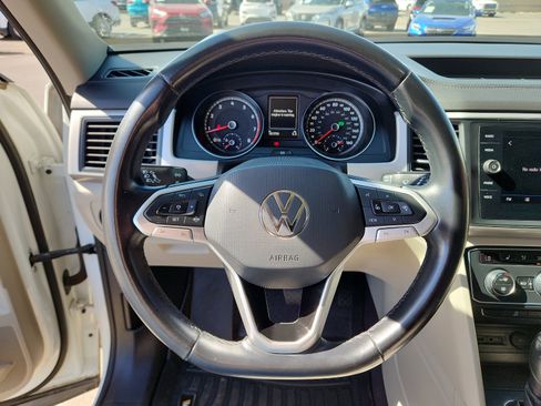 Used 2021 Volkswagen Atlas SE w/ Panoramic Sunroof Package image 17