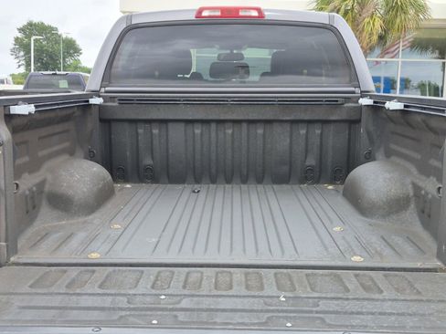 Used 2017 Toyota Tundra Limited w/ Limited Premium Package AWD/4WD image 8