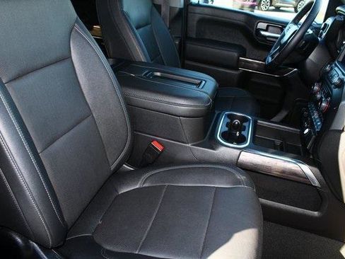 Used 2022 Chevrolet Silverado 1500 LTZ image 8