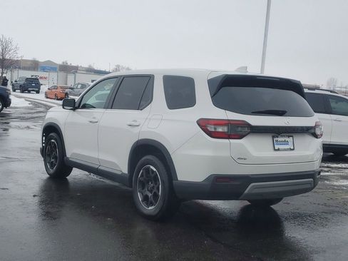 Certified 2025 Honda Pilot EX-L image 5