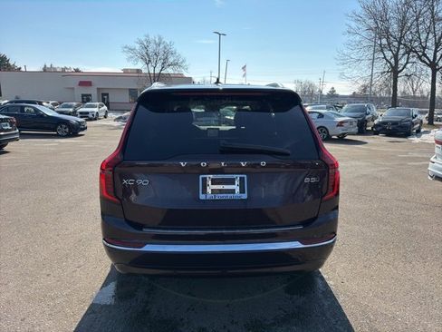 Used 2025 Volvo XC90 B5 Plus w/ Protection Package Premier image 5