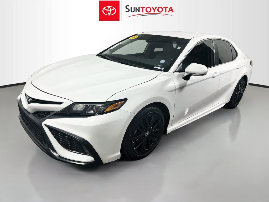 Used 2024 Toyota Camry SE FWD image 7