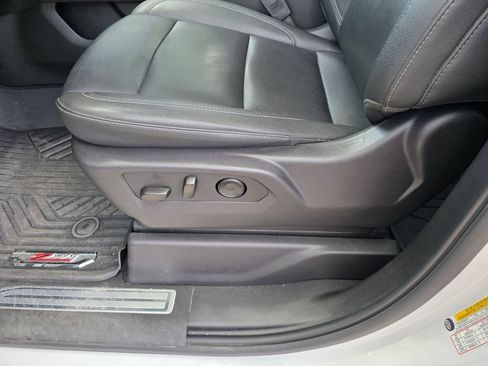 Used 2024 Chevrolet Silverado 1500 RST AWD/4WD image 16
