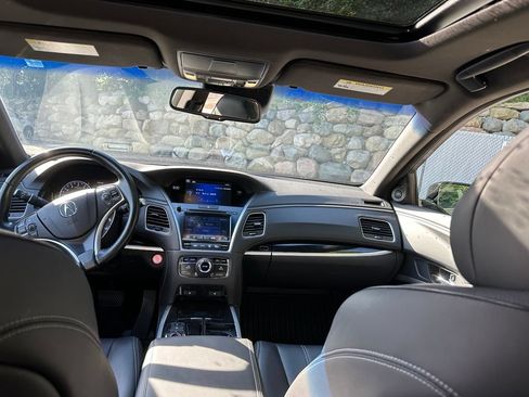 Used 2018 Acura RLX w/ Technology Package FWD image 23