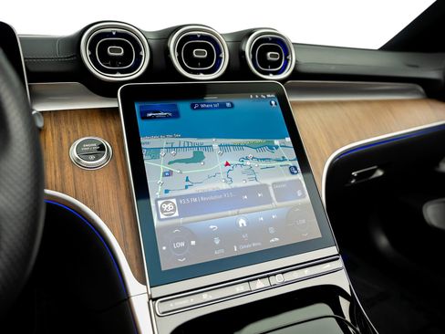 Used 2025 Mercedes-Benz CLE 450 4MATIC Cabriolet w/ Night Package image 47